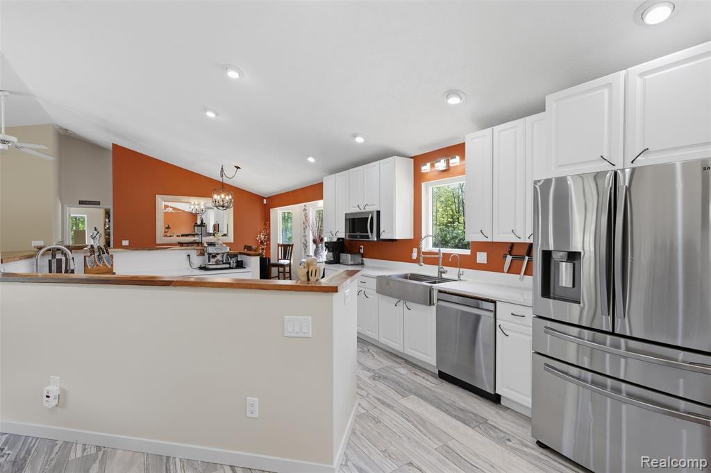 13158 Wood Road Bath, MI 48808 - Photo 14 of 72
