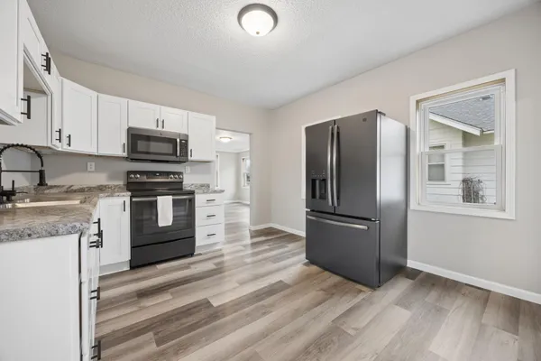 $205,900 | 615 Getty Street South, Sauk Centre, MN 56378