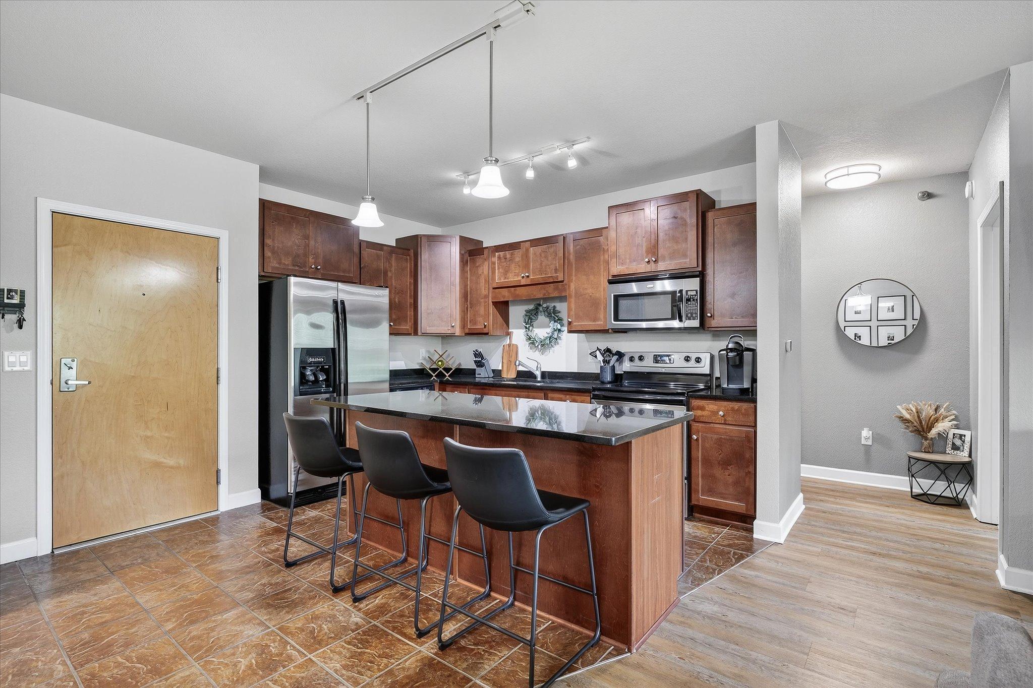 1155 Ford Road, Unit 203 St. Louis Park, MN 55426 - Photo 3 of 33