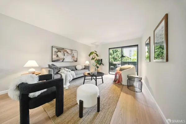 $325,000 | 16006 East 14th Street, Unit 101, San Leandro, CA 94578