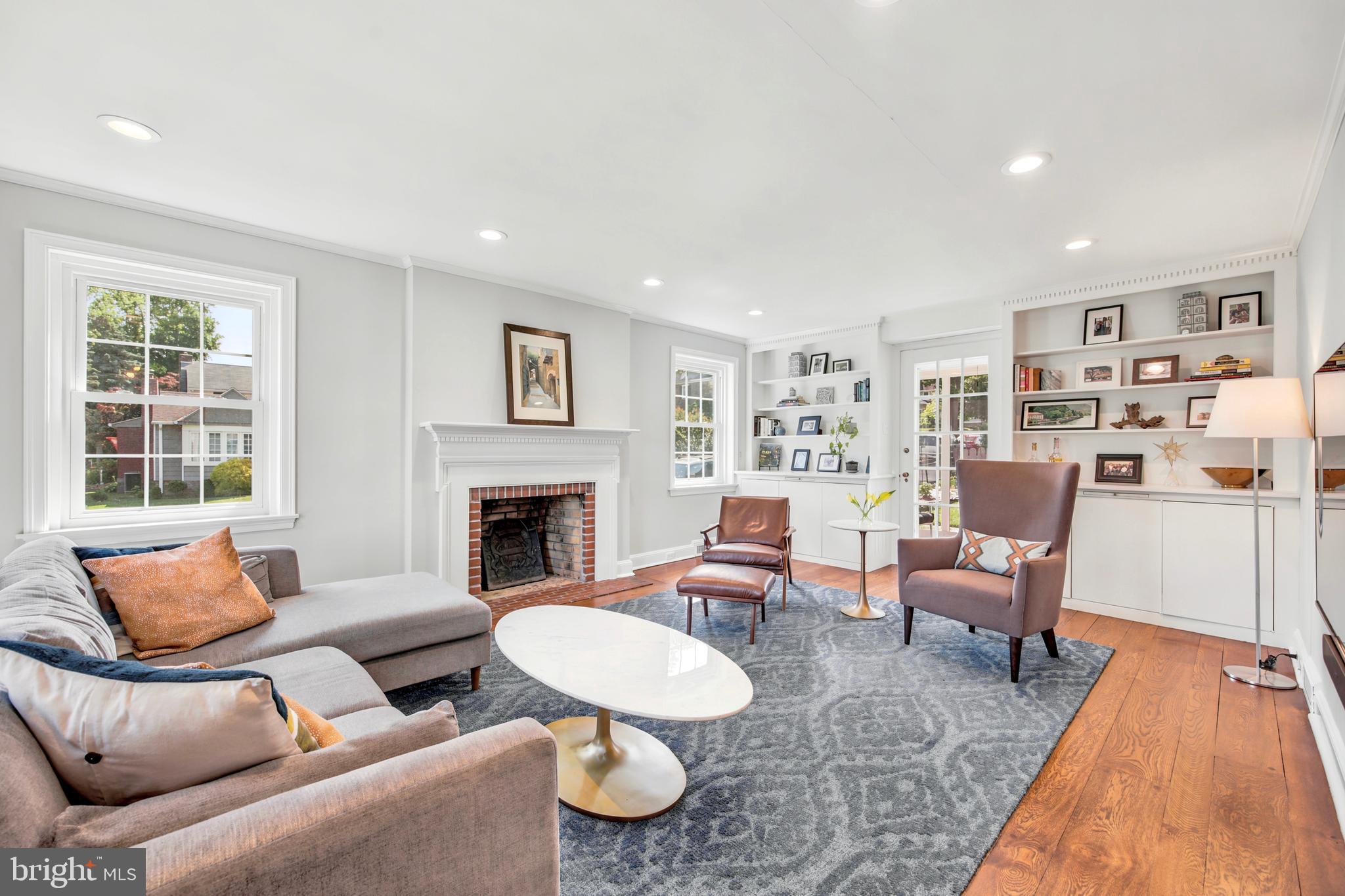 351 Mill Road Havertown, PA 19083 - Photo 4 of 25