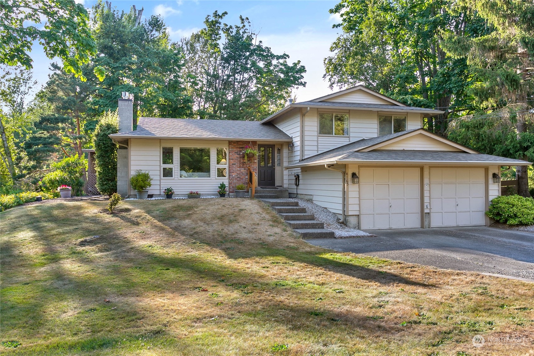 4165 Cougar Road Bellingham, WA 98226 - Photo 2 of 40 Gallery Image 2
