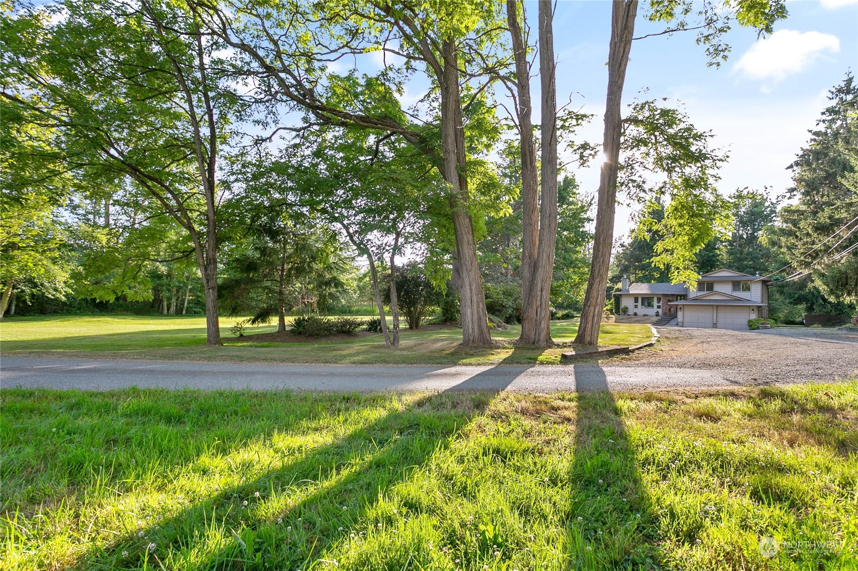 4165 Cougar Road Bellingham, WA 98226 - Photo 3 of 40 Gallery Image 3