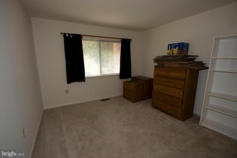 1921 Winterport Cluster Reston, VA 20191 - Photo 14 of 17 Bedroom #2