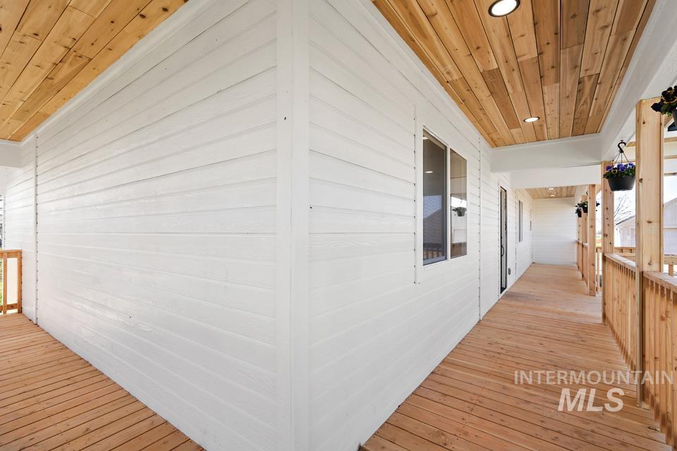 535 Day Road Weiser, ID 83672 - Photo 36 of 44 View of deck
