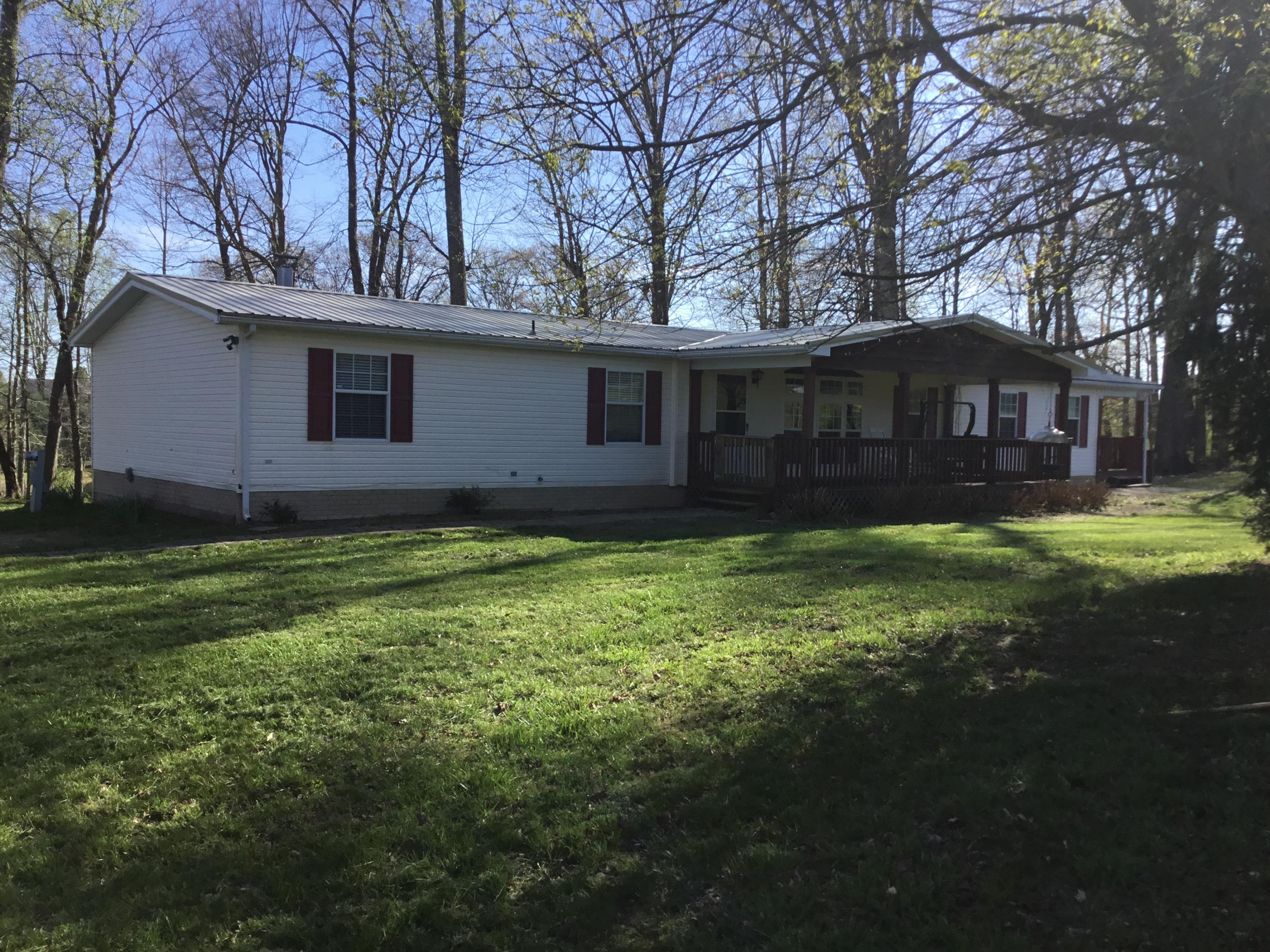 328 Farahs Way Science Hill, KY 42553 - Photo 6 of 83 IMG_1766