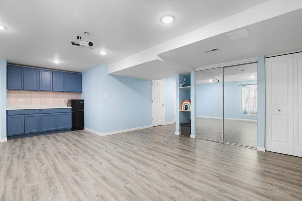 $409,900 | 2051 Canyon Creek Court, Aurora, IL 60503