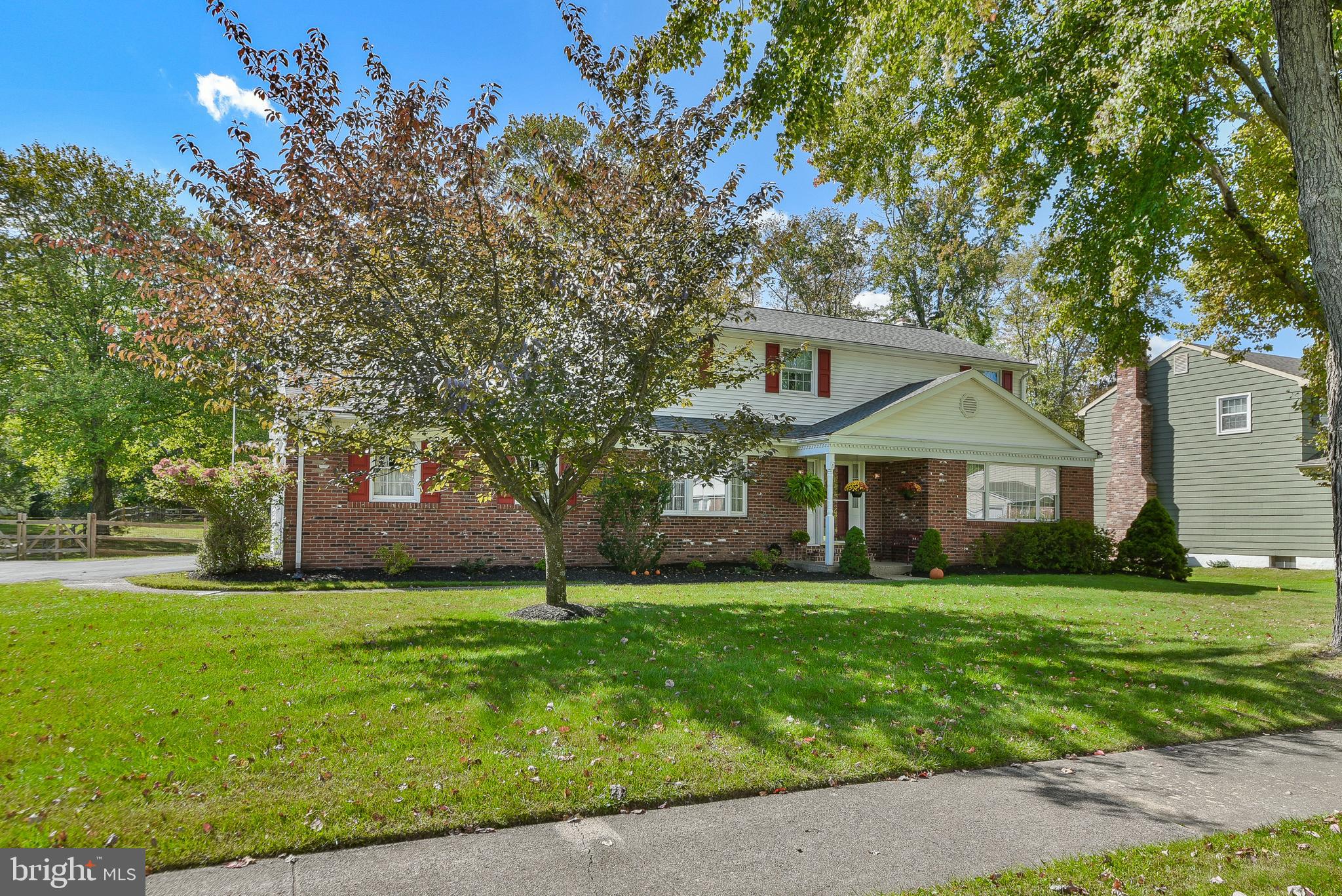 470 Springfield Drive Southampton, PA 18966 - Photo 2 of 41