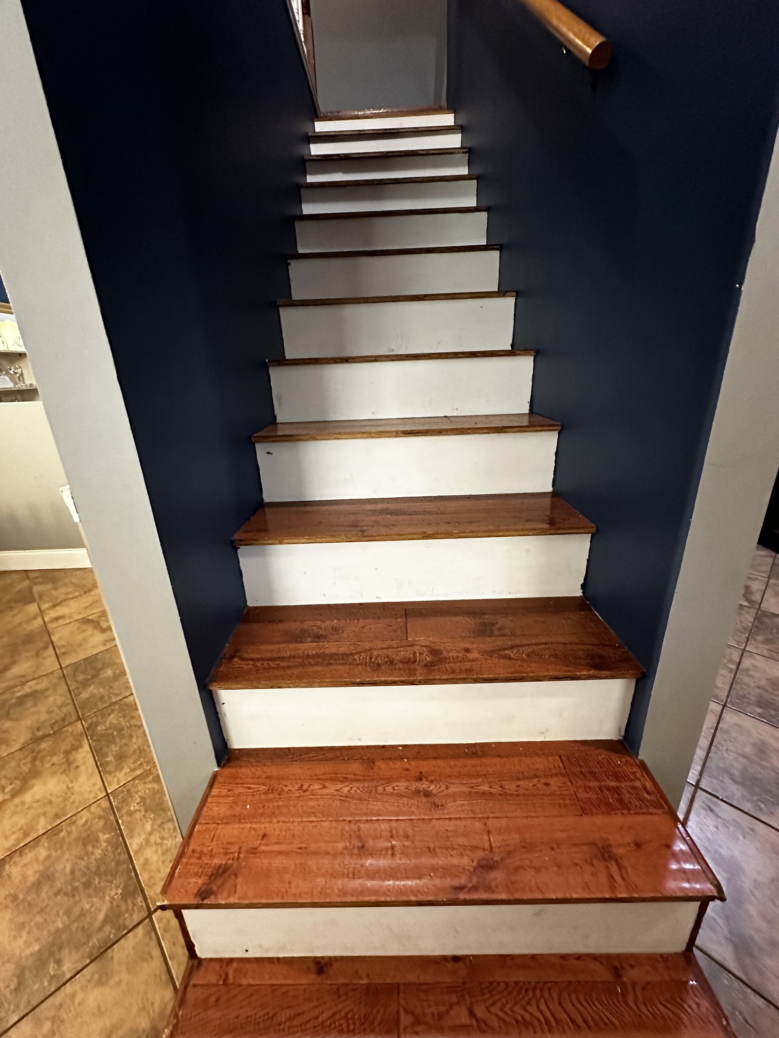 746 Stratton Road Huntland, TN 37345 - Photo 14 of 39 Stairway to upstairs.