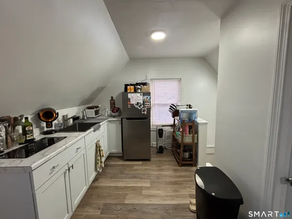 $619,000 | 8-10 Jetland Place, Bridgeport, CT 06605