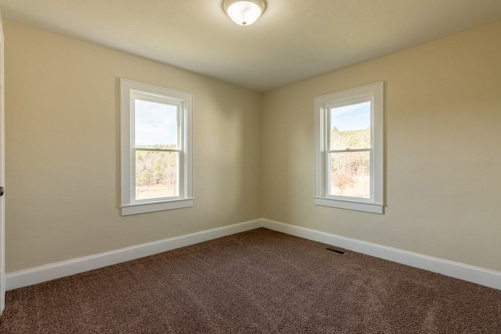 2989 Hebron Road Galax, VA 24333 - Photo 43 of 75 Gallery Image 43