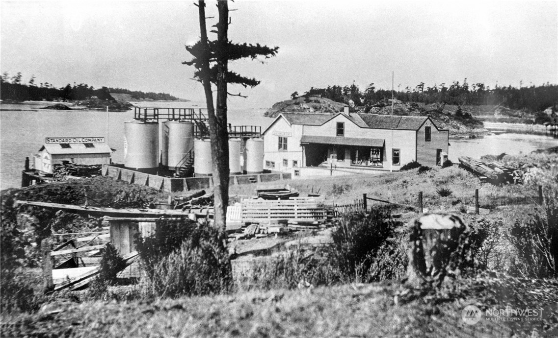 1996 Richardson Road Lopez Island, WA 98261 - Photo 14 of 16 a picture of houses with outdoor space