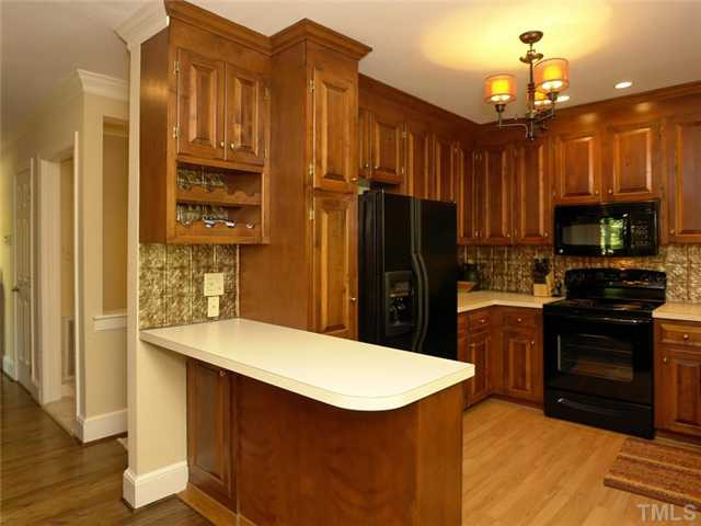 3009 Devonshire Drive Raleigh, NC 27607 - Photo 8 of 18 Kitchen