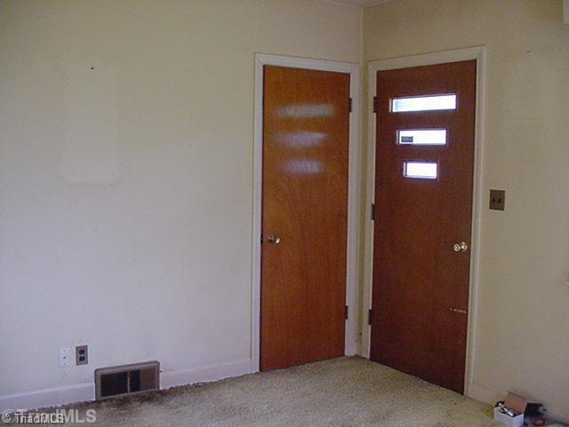 2460 Darwick Road Winston-Salem, NC 27127 - Photo 8 of 9 Interior Space/Layout.