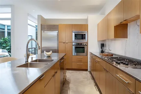 $1,295,000 | 3740 Holland Avenue, Unit 3B, Dallas, TX 75219