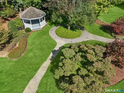 $1,099,000 | 203 Lansdowne, Unit 203, Westport, CT 06880