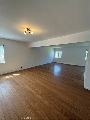 $3,900 | 19148 Saticoy Street, Reseda, CA 91335