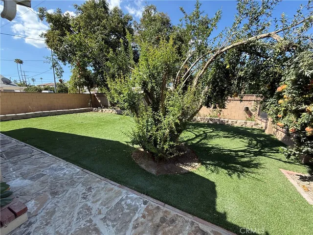 $3,900 | 19148 Saticoy Street, Reseda, CA 91335