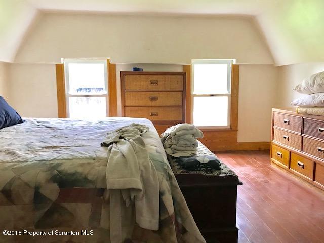 284 Manning Road Dalton, PA 18414 - Photo 16 of 33 Gallery Image 16
