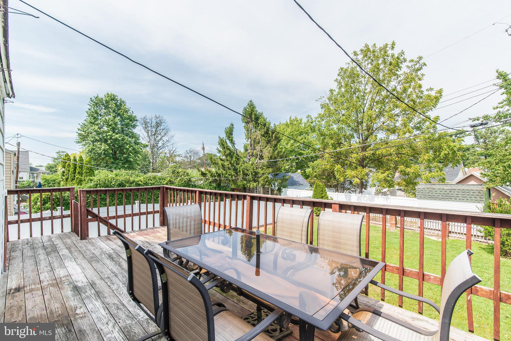 2728 Glendale Road Baltimore, MD 21234 - Photo 40 of 48 Spacious Deck
