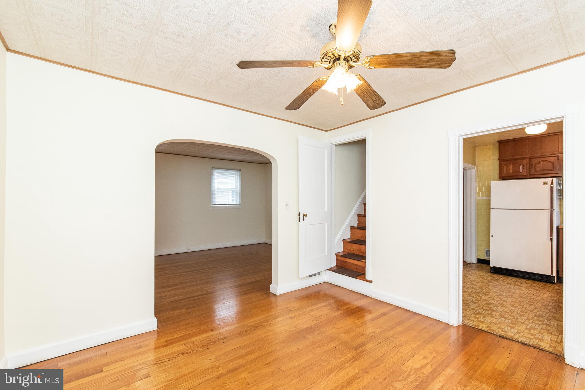 2728 Glendale Road Baltimore, MD 21234 - Photo 8 of 48 Dining Room with Acess to Upper Level