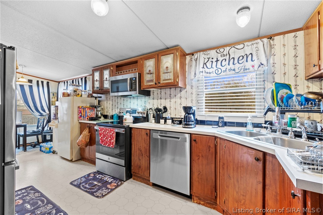 7553 East Tank Pond Road Nabb, IN 47147 - Photo 10 of 38