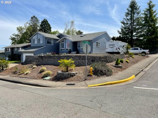 1261 Southwest Maple Street Dallas, OR 97338 - Photo 1 of 32