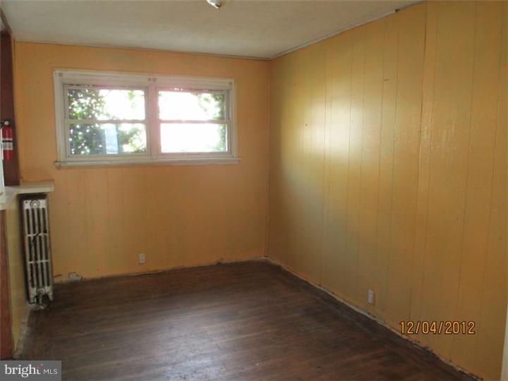 203 Laurel Road Sharon Hill, PA 19079 - Photo 3 of 8 Gallery Image 3