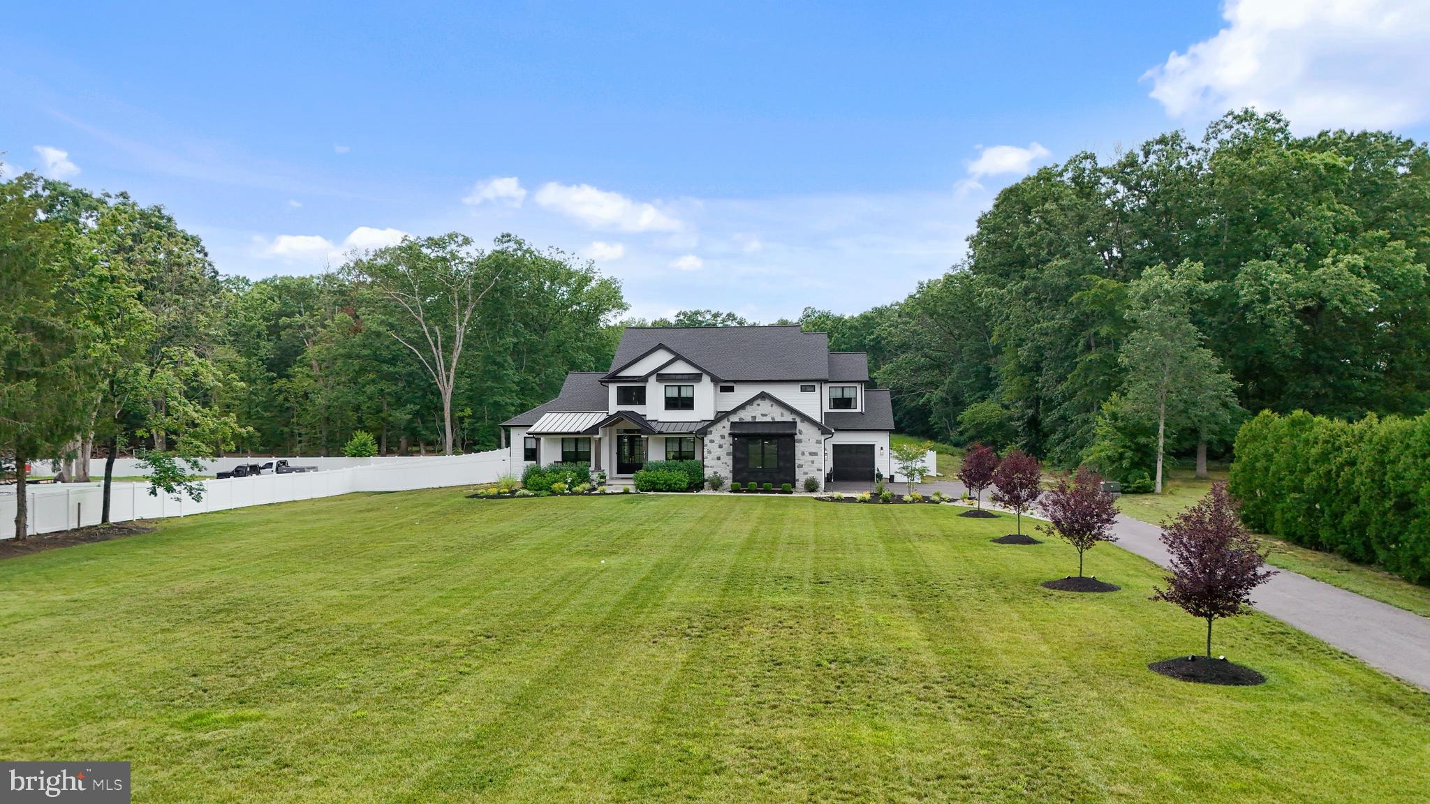 2731 Fries Mill Road Williamstown, NJ 08094 - Photo 2 of 68