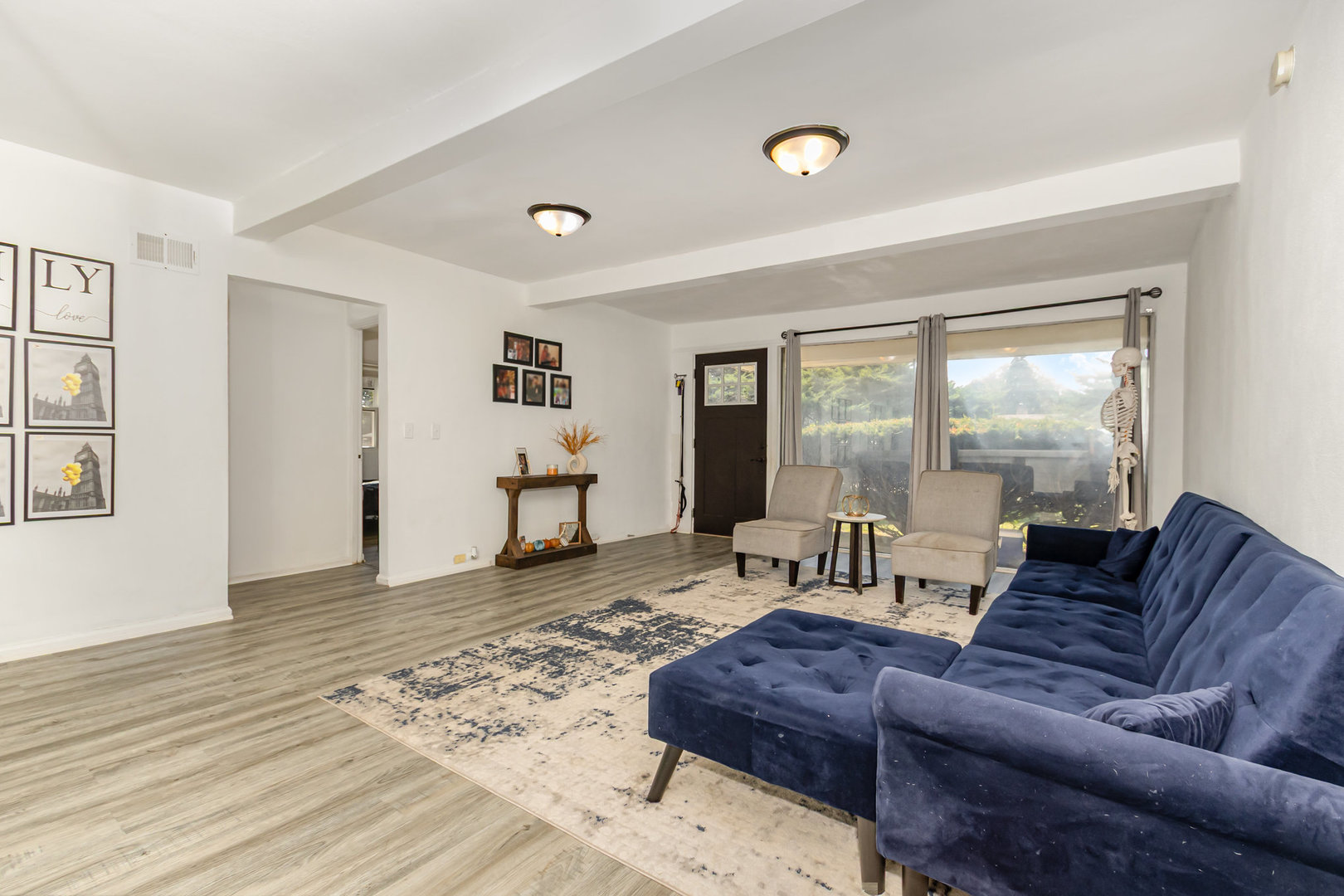 2535 Caton Farm Road Joliet, IL 60435 - Photo 6 of 25 a living room with furniture and a large window