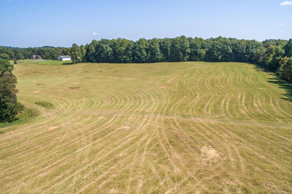 660 South Tunnel Road Gallatin, TN 37066 - Photo 1 of 2 Gallery Image 1