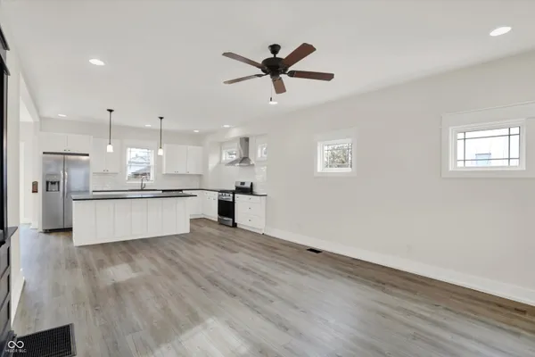 $369,900 | 1133 Dawson Street, Indianapolis, IN 46203