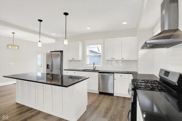 $369,900 | 1133 Dawson Street, Indianapolis, IN 46203