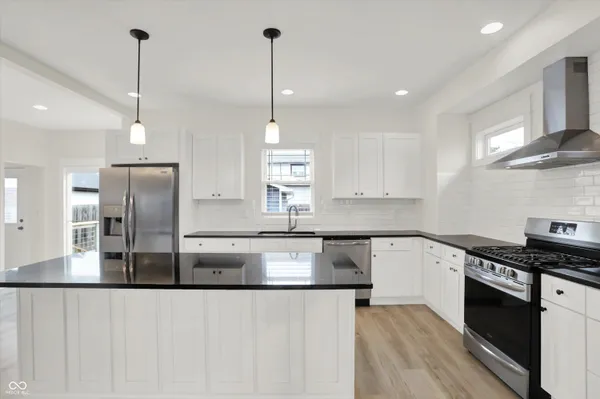 $369,900 | 1133 Dawson Street, Indianapolis, IN 46203