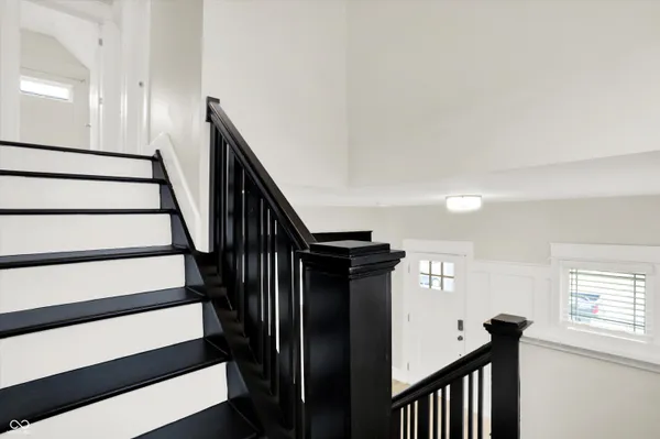 $369,900 | 1133 Dawson Street, Indianapolis, IN 46203