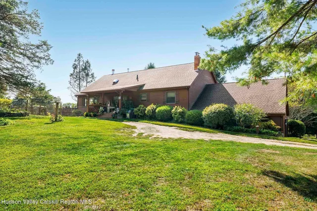 $1,595,000 | 317 County Rte 6, Germantown, NY 12526