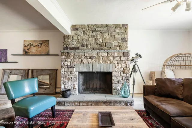 $1,595,000 | 317 County Rte 6, Germantown, NY 12526