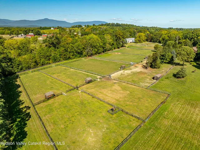 $1,595,000 | 317 County Rte 6, Germantown, NY 12526