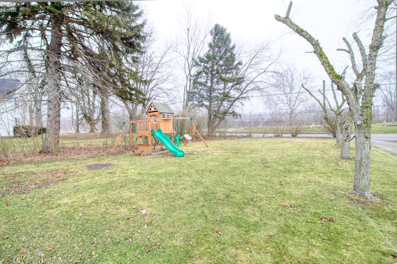 30 Center Road Vermilion, OH 44089 - Photo 23 of 25 Gallery Image 23