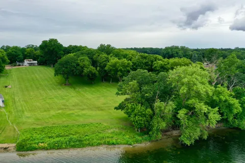 $750,000 | 5861 Highway 71 Northeast, Willmar, MN 56201