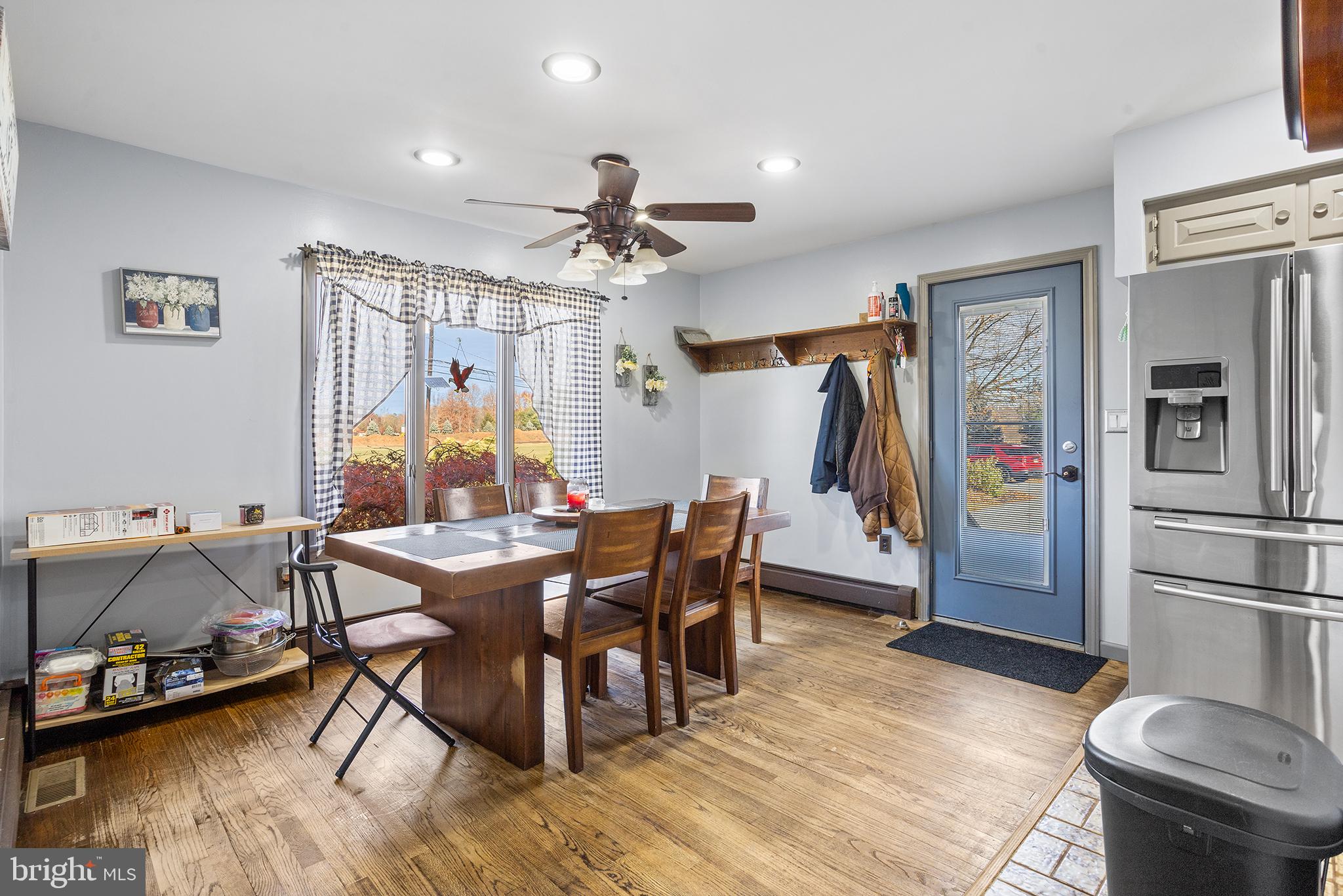 93 Potts Road Robbinsville, NJ 08691 - Photo 6 of 37