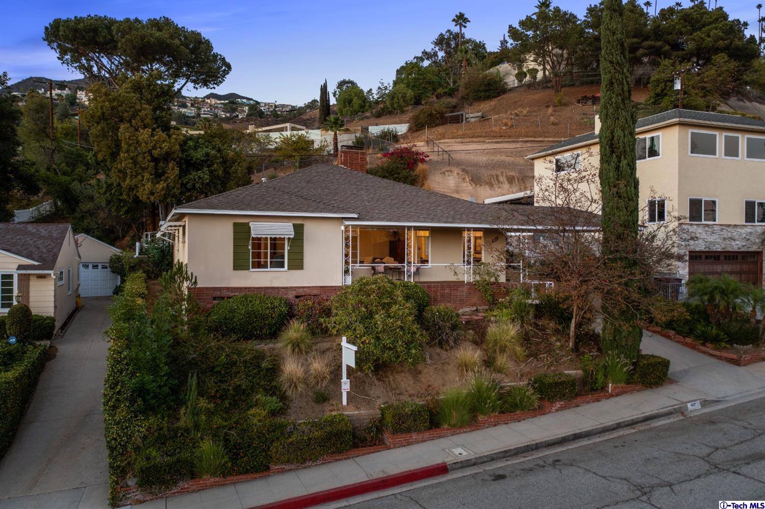 107 East Kenneth Road Glendale, CA 91207 - Photo 1 of 55 Gallery Image 1