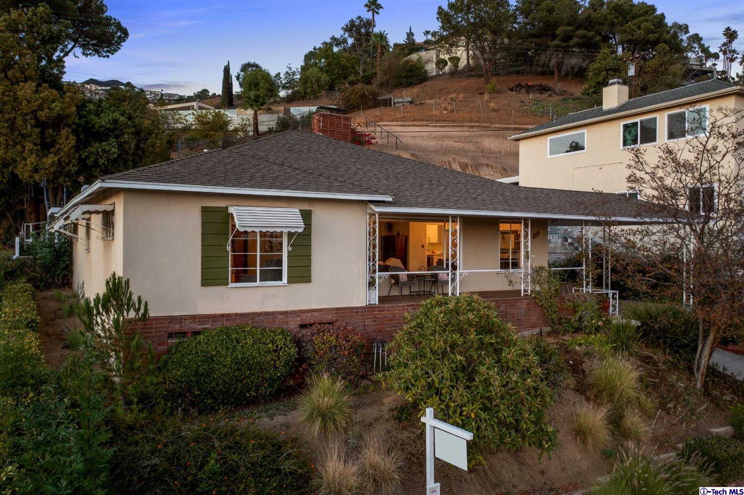 107 East Kenneth Road Glendale, CA 91207 - Photo 2 of 55 Gallery Image 2