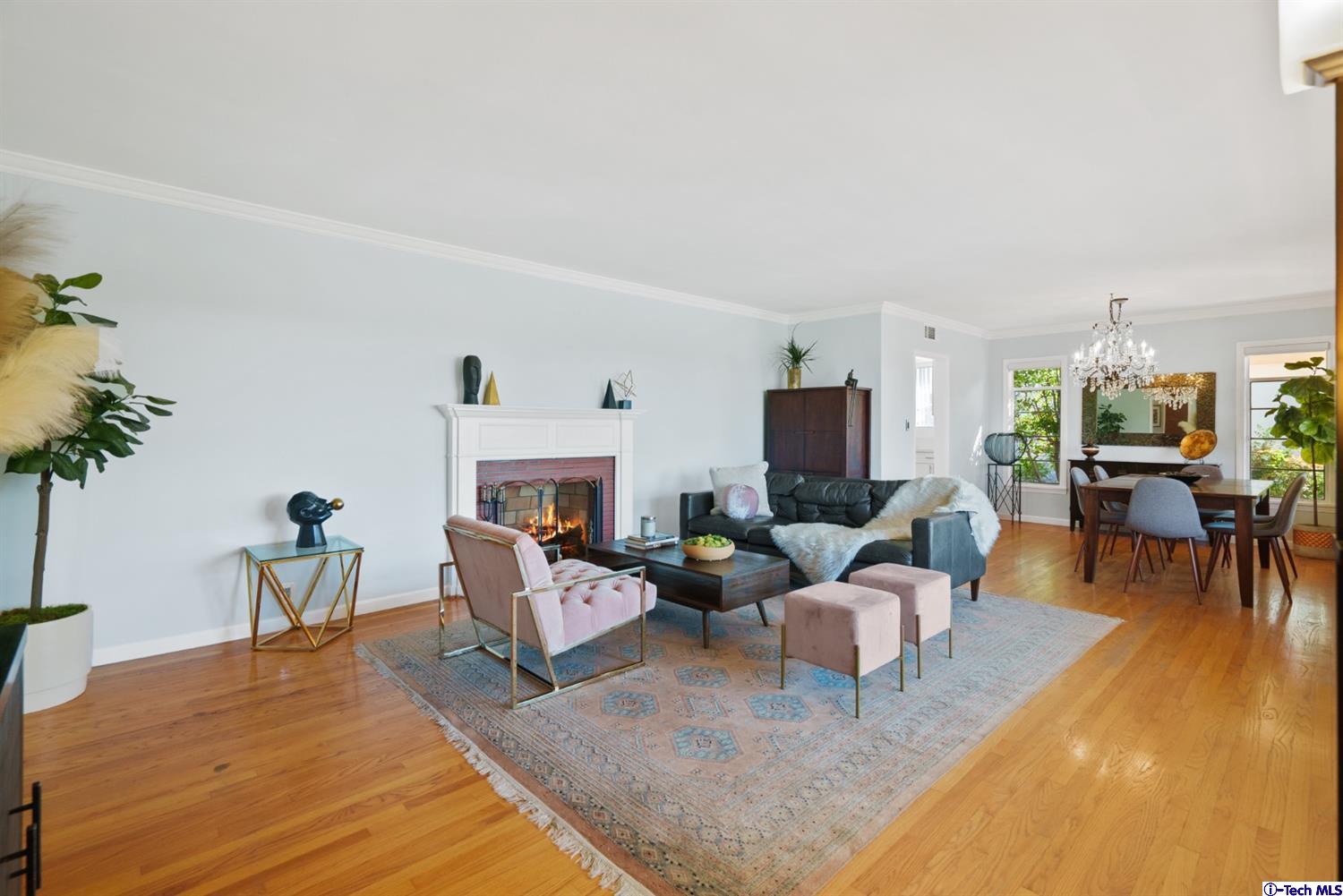 107 East Kenneth Road Glendale, CA 91207 - Photo 48 of 55 Gallery Image 48