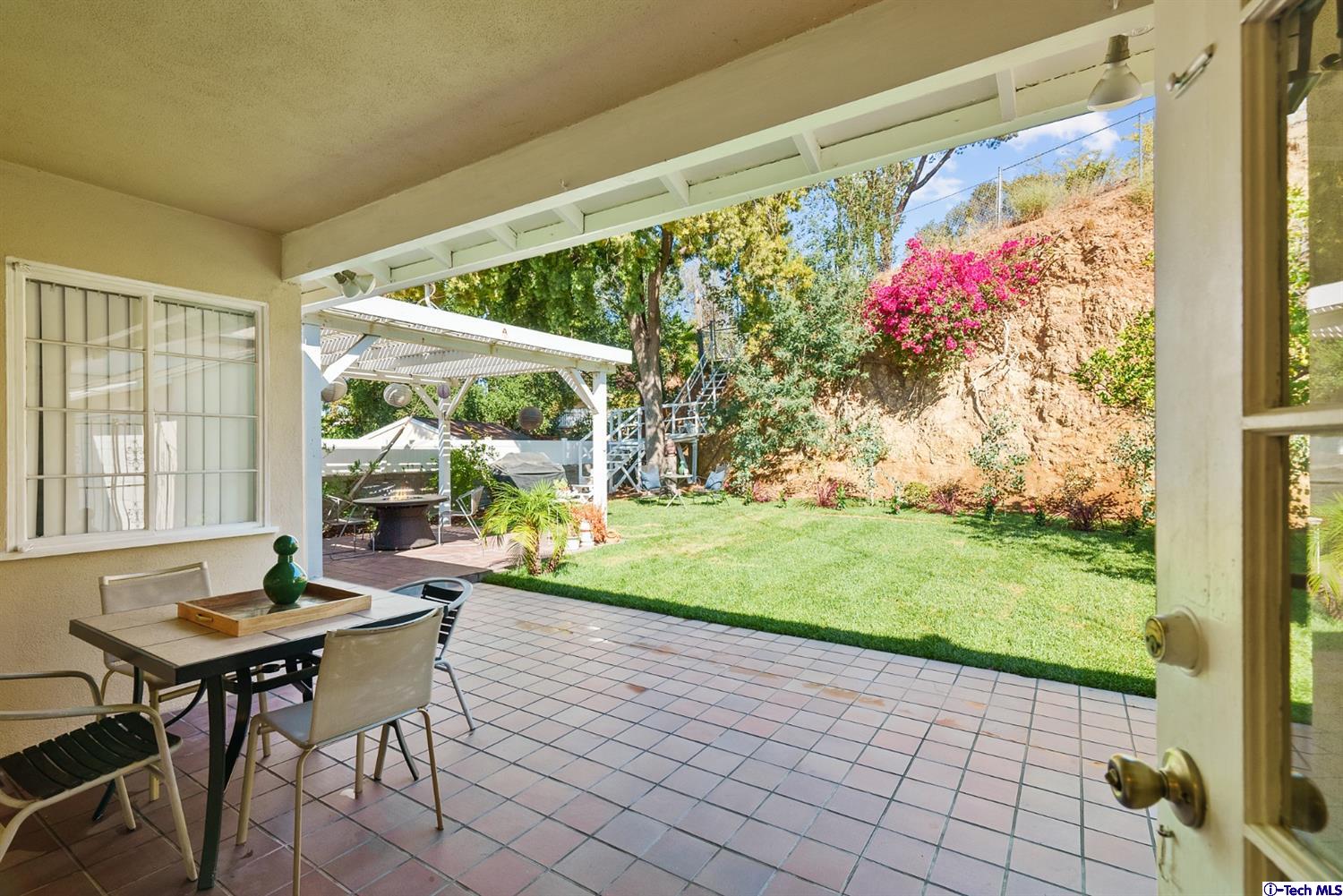 107 East Kenneth Road Glendale, CA 91207 - Photo 49 of 55 Gallery Image 49