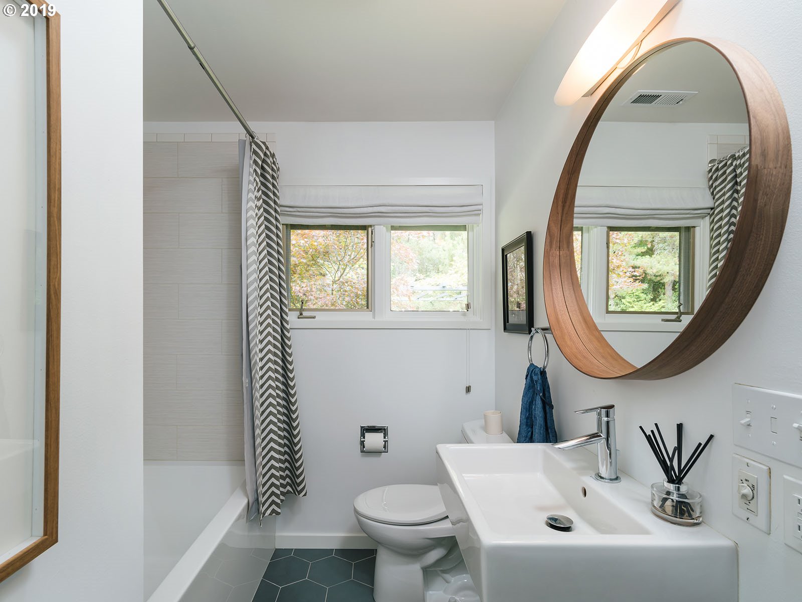 4619 Northwest Barnes Road Portland, OR 97210 - Photo 18 of 26