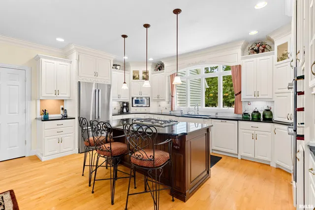 $929,900 | 11518 North Nettle Creek Drive, Dunlap, IL 61525