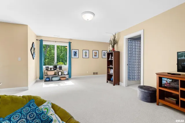 $929,900 | 11518 North Nettle Creek Drive, Dunlap, IL 61525