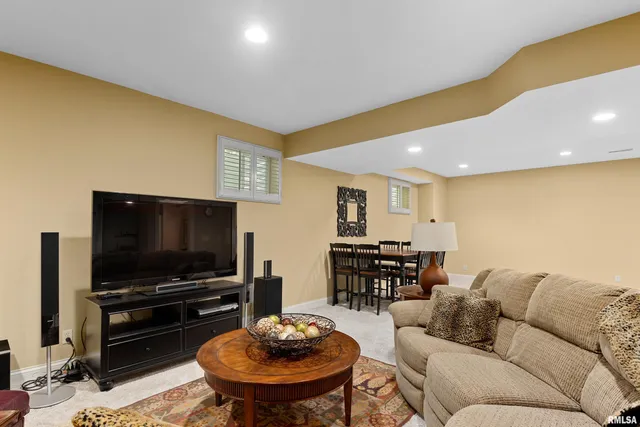 $929,900 | 11518 North Nettle Creek Drive, Dunlap, IL 61525