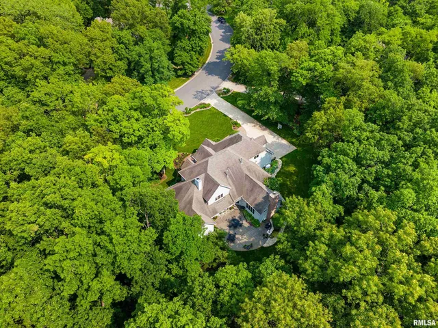 $929,900 | 11518 North Nettle Creek Drive, Dunlap, IL 61525